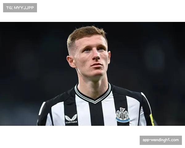 埃利奥特安德森触球2410次 诺丁汉森林中场核心